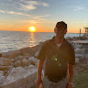 Meet your Posher, Bruce